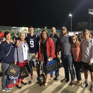 Meet your Posher, Lee